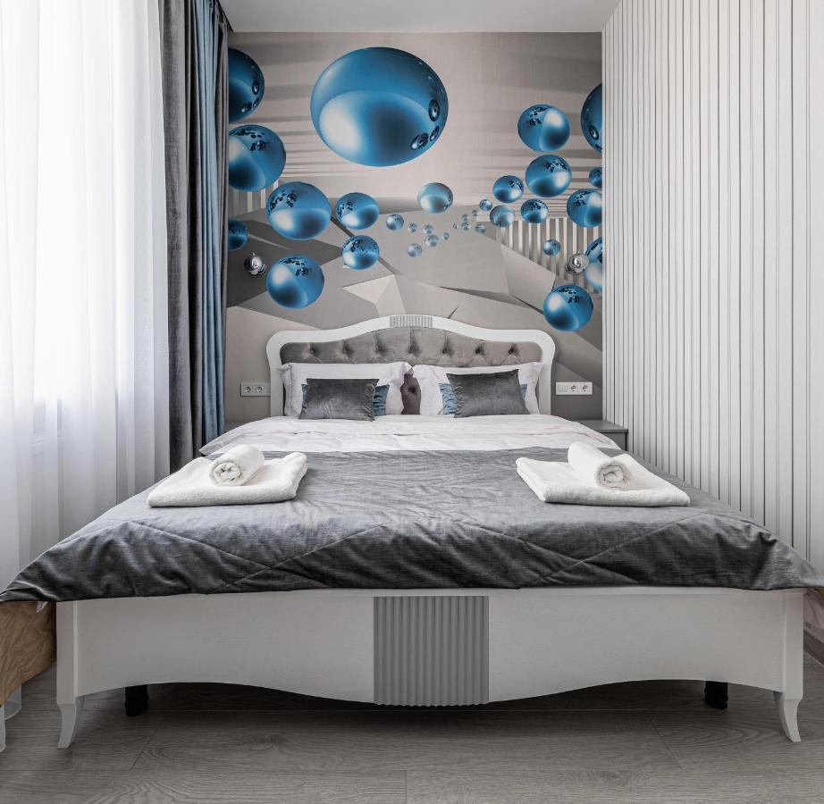 Rynok Square City Center Two Bedroom Apartment! Лвив Екстериор снимка