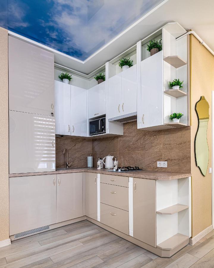 Rynok Square City Center Two Bedroom Apartment! Лвив Екстериор снимка