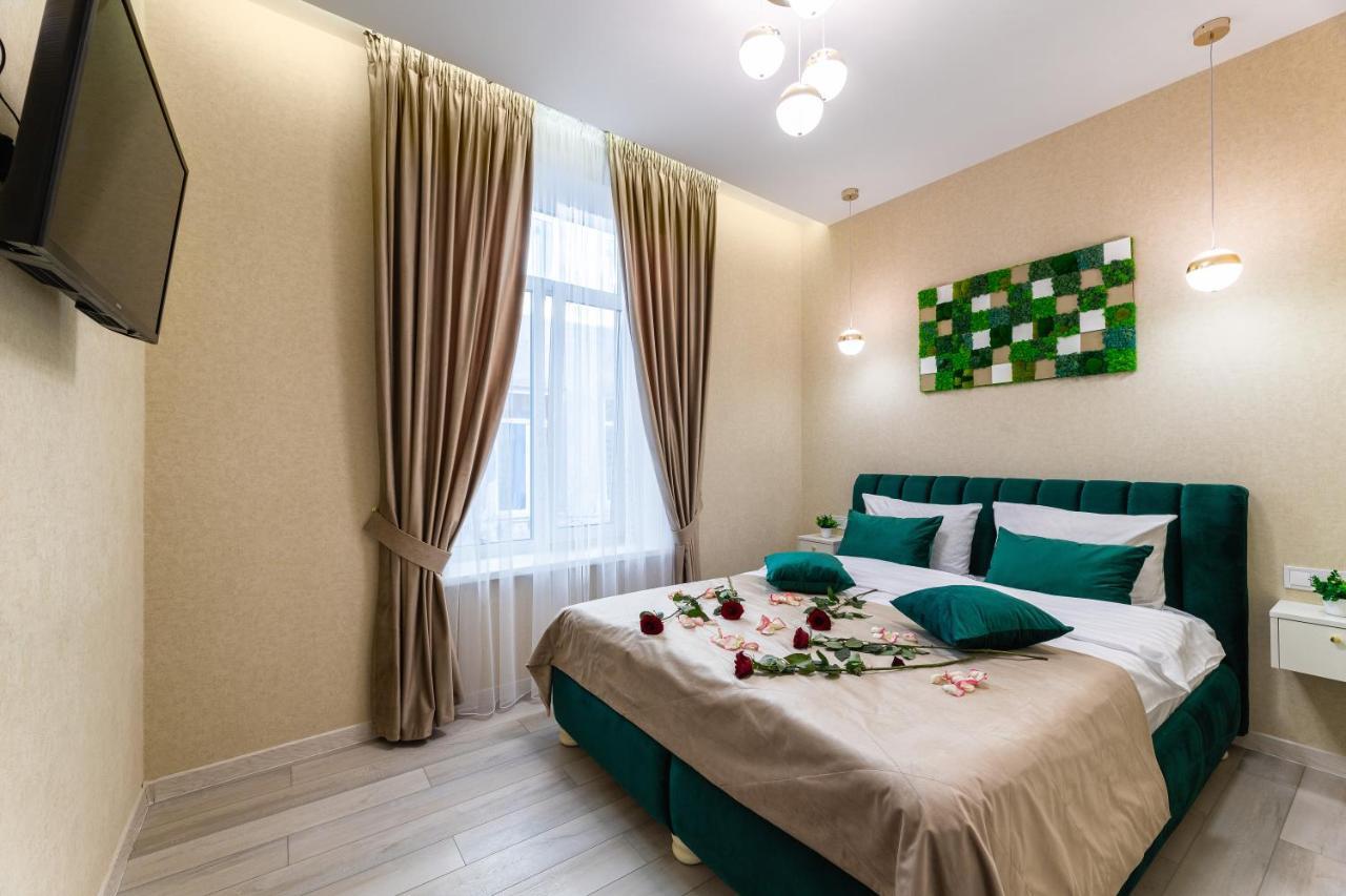 Rynok Square City Center Two Bedroom Apartment! Лвив Екстериор снимка